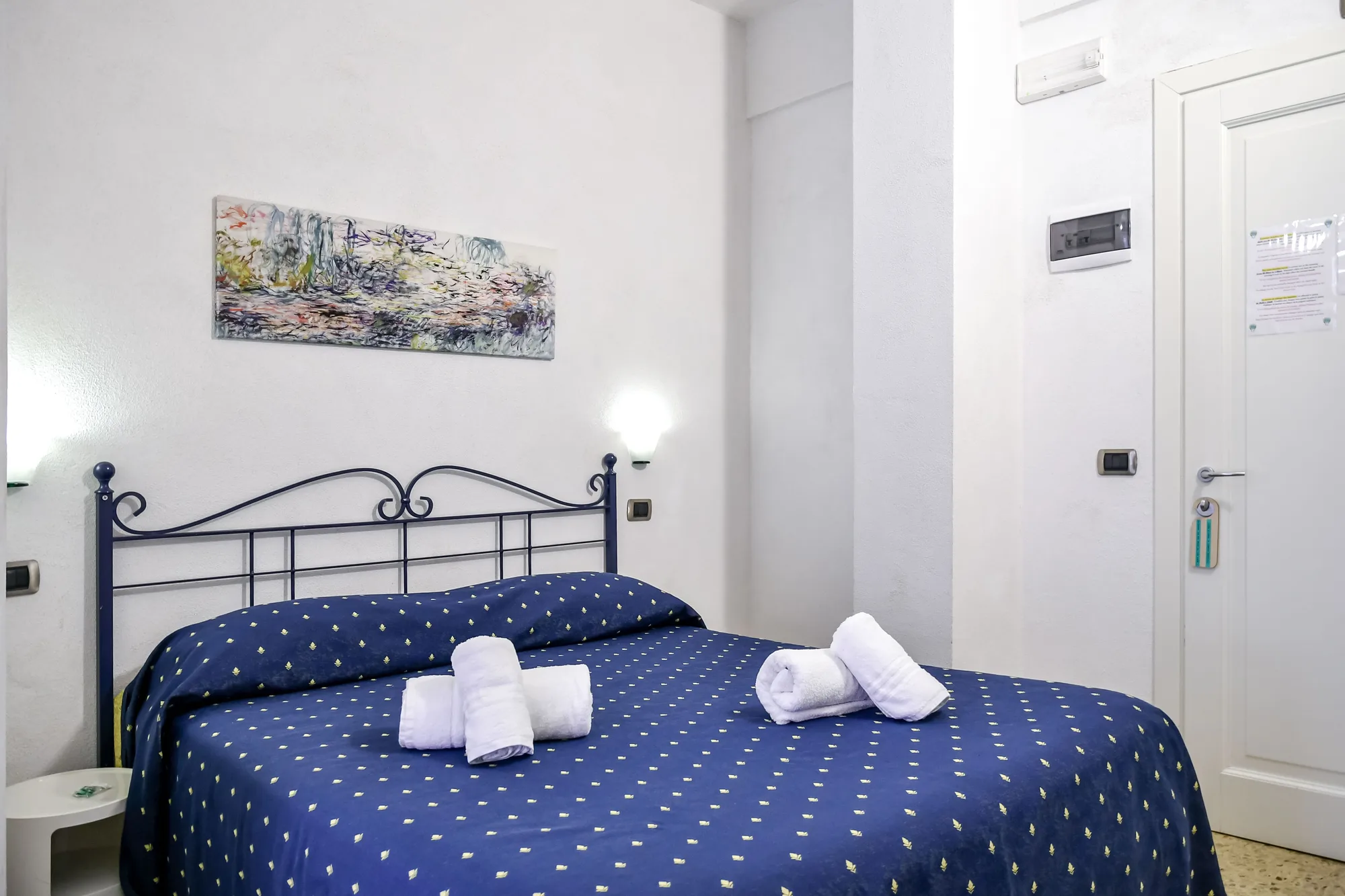 View 2 of Room 6 at Al Carugio in Monterosso